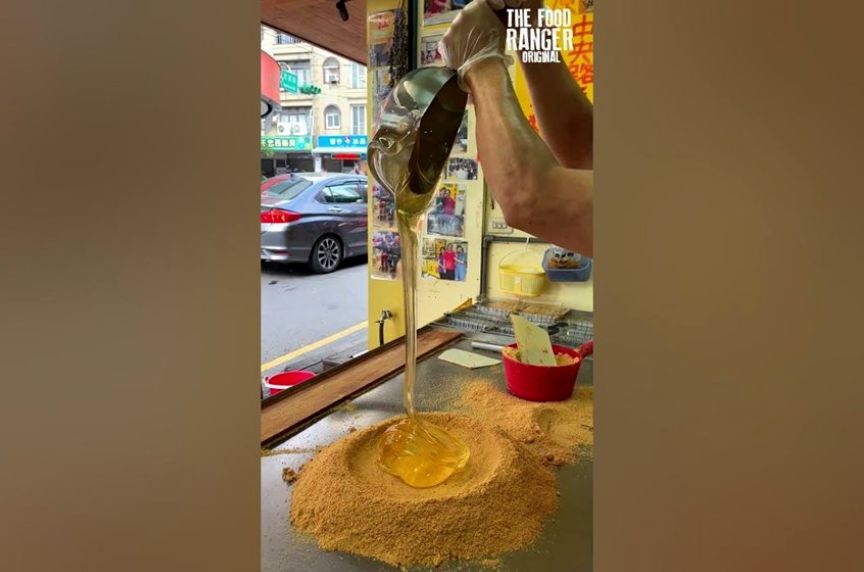 (ویدئو) مراحل جالب تهیه یک شیرینی خیابانی معروف در تایوان