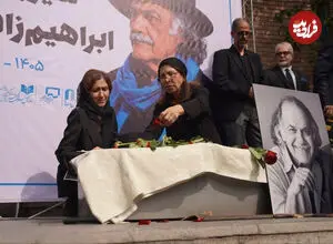 عکس| گلایه همسر سیروس ابراهیم‌زاده از مکان خاکسپاری این بازیگر: این قبرهای خالی رو برای چه کسانی پنهان کرده‌اید؟