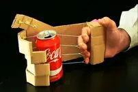 ببینید؛ نحوه ساخت یک دست رباتیک کاربردی و خلاقانه با مقوا در خانه