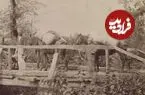 عکس| سفر زمان؛ عبور کاروان از روی یک پل چوبی در گیلان؛ دوران قاجار