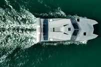 عکس؛ ایران سریع‌ترین قایق جنگی جهان را معرفی کرد