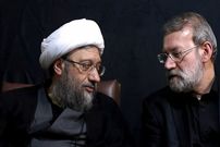 عکس؛ سفر به تاریخ؛ «صادق آملی لاریجانی» در دوران جوانی در کنار پدرش «میرزا هاشم آملی»