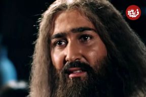 عکس| سفر در زمان؛ «بنیامین» سریال یوسف پیامبر در مقابل حرم حضرت علی؛ سال 96