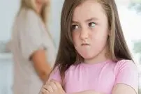 نشانه‌های ابتدایی اوتیسم در کودکان؛ توصیه به خانواده‌ها