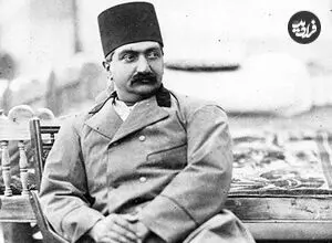 عکس| سفر زمان؛ ژست خاص پسر ناصرالدین شاه در کنار لاشۀ قوچ