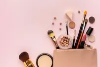 ۲ ماده خطرناک در لوازم آرایشی
