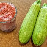 ببینید| طرز تهیه یک خوراک جدید با کدو سبز و گوشت چرخ کرده