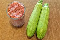 ببینید| طرز تهیه یک خوراک جدید با کدو سبز و گوشت چرخ کرده