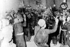 عکس| سفر زمان؛ تصویری از دسته‌های عزاداری عاشورا در یکی از خیابان‌های تهران دوران قاجار