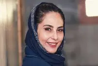 عکس| سفر زمان؛ صحبت درگوشی «جواد عزتی و رعنا آزادی‌ور» در مراسم اکران «مرد بازنده»