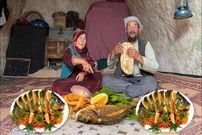 ببنیید| غذای روستایی در افغانستان؛ پخت یک غذای سنتی با ماهی در روستایی دورافتاده