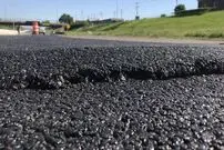 ببینید؛ آلمانی‌ها از آسفالت ضد سیل رونمایی کردند! 