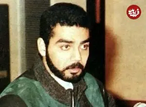 عکس| سفر زمان؛ «عدی، پسر بی رحم صدام» پشت تیربار؛ اواخر دهه 50