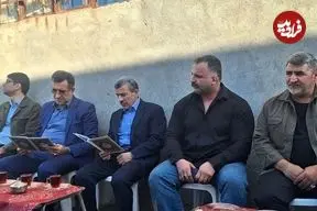 تصاویر؛ محمود احمدی‌نژاد در مراسم ختم خواهر مشایی