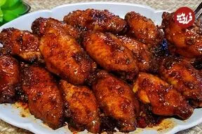 ببینید| طرز تهیه یک غذای ساده با بال مرغ و سس سویا