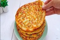 ببینید| طرز تهیه یک غذای جدید با تخم مرغ  و آرد