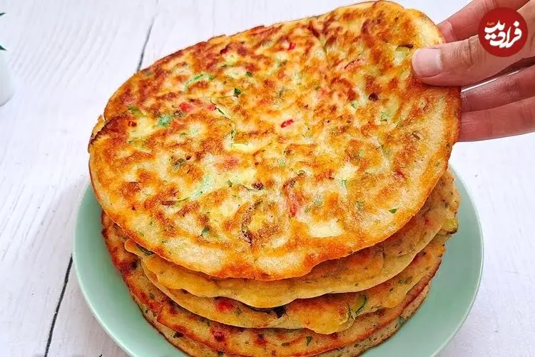 ببینید| طرز تهیه یک غذای جدید با تخم مرغ  و آرد