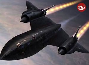 عکسی قدیمی مربوط به تولید جنگنده رادارگریز SR-71 بلک برد در پام دیل کالیفرنیا