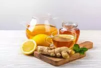 با اضافه کردن این خوراکی‌ها به آب ولرم جان خود را نجات دهید