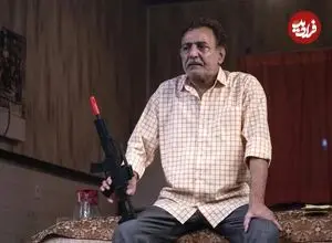 عکس| سفر در زمان؛ «تقی و سالار» در پشت صحنه سریال پایتخت 7؛ سال 1403