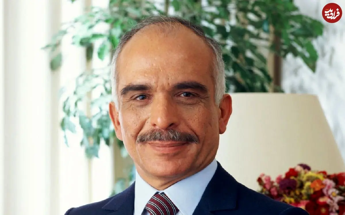 عکس| سفر در زمان؛ «ملک حسین، پادشاه اردن» در حال رقصیدن در  مراسم تاجگذاری‌اش؛ سال 1331