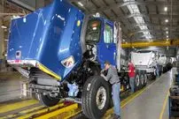 ببینید| نگاهی به مراحل تولید کامیون های کمتر شناخته شده فریت‌لاینر در آمریکا