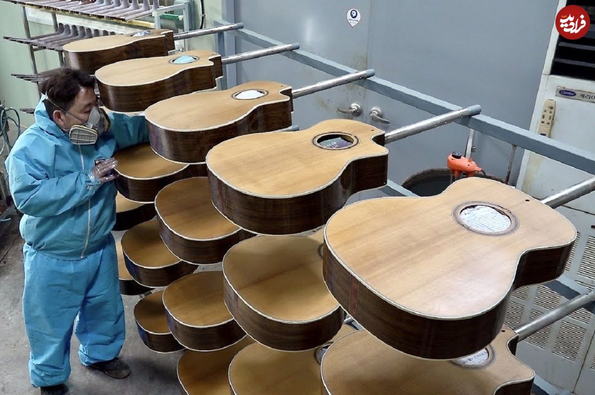 (ویدئو) فرآیند تولید انبوه گیتار آکوستیک در یک کارخانه کره ای 50 ساله

