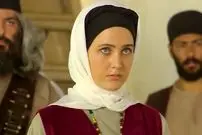 عکس| سفر زمان؛ چهرۀ «بانو» (سریال سوجان) در 19 سالگی در اتاق گریم یک تئاتر