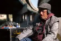 عکس| سفر در زمان؛ «بابا پنجعلی» سریال پایتخت در کنار فریبا کوثری؛ سال 1403