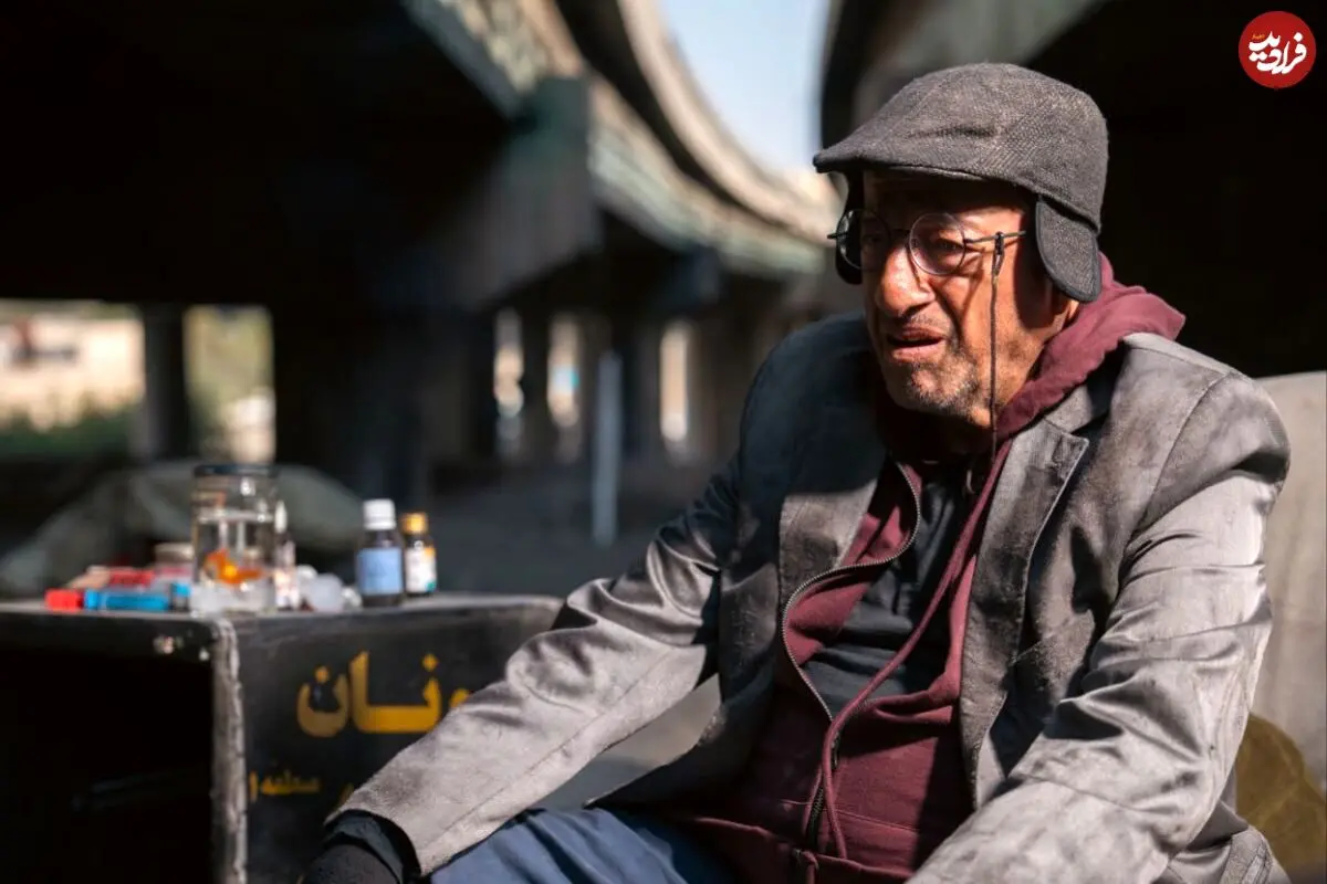 عکس| سفر در زمان؛ «بابا پنجعلی» سریال پایتخت در کنار فریبا کوثری؛ سال 1403