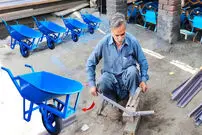 (ویدئو) روش ساخت جالب فرغون با استفاده از بشکه آهنی قدیمی 