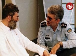 عکس| سفر به تاریخ؛ «شهید ستاری» در 23 سالگی در کنار «خانۀ ادیسون» در آمریکا؛ سال 1350