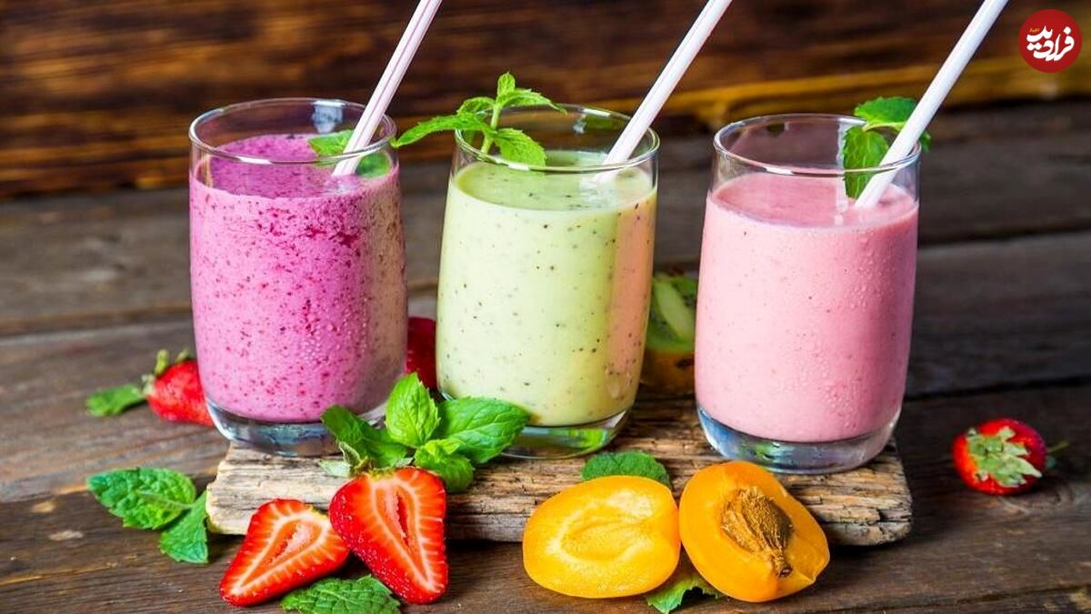 طرز تهیه ۲ مدل نوشیدنی میوهای خنک برای روزهای گرم!