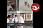 ببینید| بازدید یک سیاستمدار با کولر از معبد!