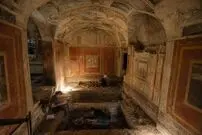 دانش‌آموزان ایتالیایی خانه رومی ۱۸۰۰ ساله زیر سالن ورزش دبیرستان خود کشف کردند