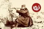 عکس| سفر زمان؛ تصویر کمتردیده‌شدۀ «ناصرالدین شاه» که در یک علفزار نشسته است
