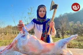 ببینید| غذای روستایی در ایران؛ کباب کردن بره کامل و پخت پلو زعفرانی در طبیعت