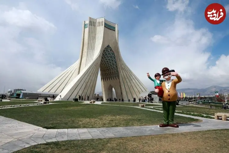 عکس| سفر به تهران قدیم؛ نمایی از «خیابان آزادی و میدان آزادی» در سال 1352