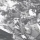 عکس| سفر زمان؛ مظفرالدین شاه در حال گردش با کالسکه در شهر پاریس؛ 126 سال قبل