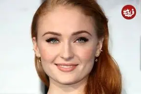 عکس| سفر در زمان؛ «سانسا سریال گیم آف ترونز» در یک نمایش مد در نیویورک؛ سال 1392