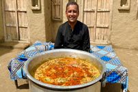 ببینید؛ غذای روستایی در پاکستان؛ پخت حلیم با ران گوسفند