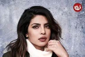 عکس| سفر در زمان؛ «پریانکا چوپرا» در 28 سالگی و در حال نشستن در خودروی شخصی اش؛ سال 1390