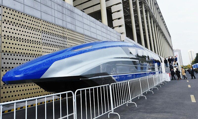 ( ویدیو) تصاویری حیرت‌انگیز از آزمایش سریع‌ترین قطار جهان