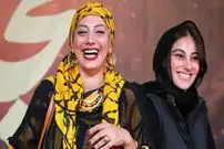 تصاویر؛ «زهرا داوودنژاد» با دخترش «یلدا» به اکران خصوصی آمد 