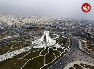 عکس| سفر زمان؛ منظرۀ «میدان آزادی» از بالا در سال 56