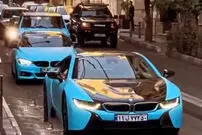 ( ویدیو) جولان دو BMW میلیاردی با رنگ خاص در خیابان‌های تهران!