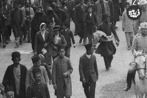 عکس| سفر زمان؛ تشییع جنازه یک مسیحی در تهران در دوران رضاخان