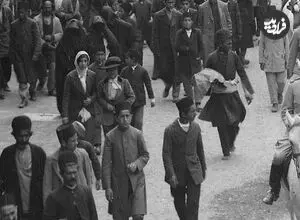عکس| سفر زمان؛ تشییع جنازه یک مسیحی در تهران در دوران رضاخان