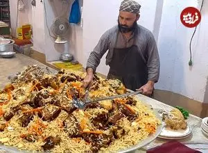 ببینید؛ غذای خیابانی در پاکستان؛ پخت محبوب ترین کابلی پلو در پیشاور