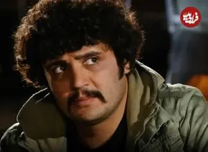 عکس| سفر در زمان؛ «کیانوش» سریال آوای باران ژست متفاوت در جاده نظنز؛ سال 1402